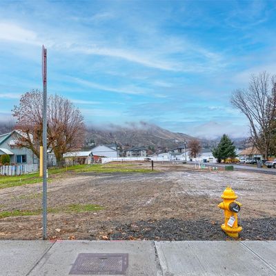 1216 S Miller Street, Wenatchee, WA 98823