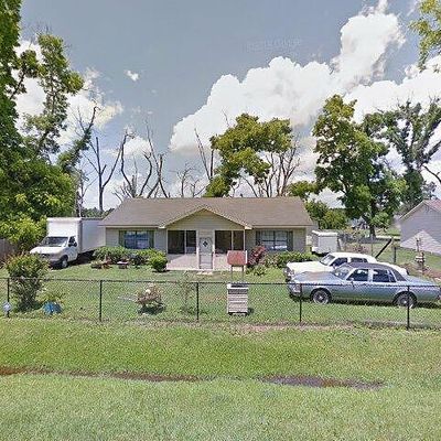 122 Pecan Dr, Ocilla, GA 31774