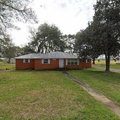 1554 Courtableau St, Arnaudville, LA 70512