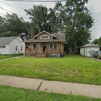 1562 Newton St, Akron, OH 44305