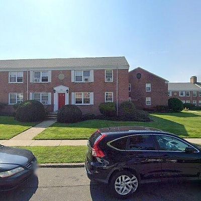 16 Revere Dr #1, Stamford, CT 06902