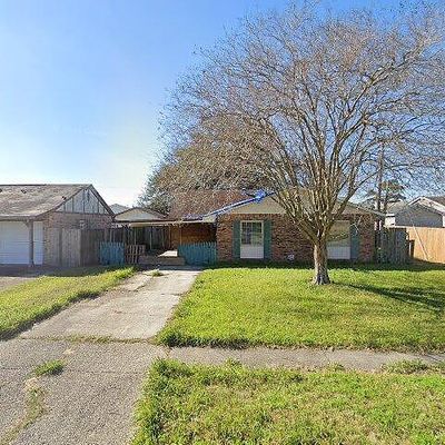 1616 Farrington Dr, Marrero, LA 70072