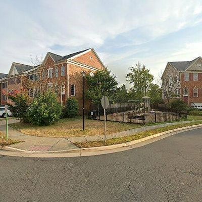 16436 Steerage Cir, Woodbridge, VA 22191