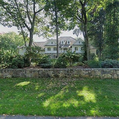 165 Weeburn Dr, New Canaan, CT 06840