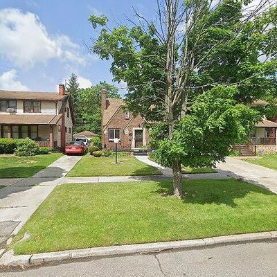 16641 Inverness St, Detroit, MI 48221