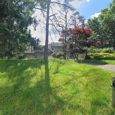 167 Miles Cutting Ln, Pittsford, NY 14534