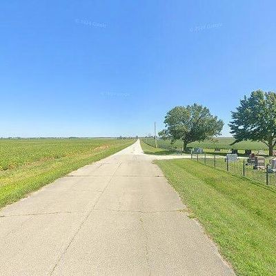 1686 N 850 East Rd, Gilman, IL 60938