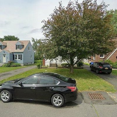 17 Fordham Ct, Albany, NY 12209