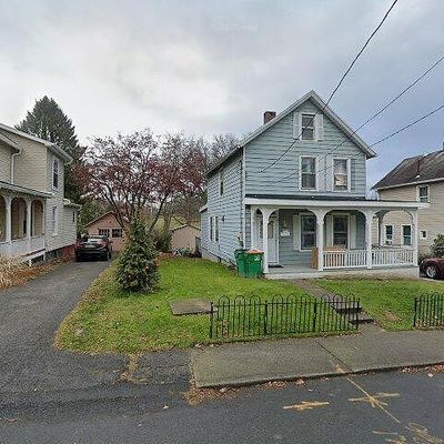 17 Maple St, Beacon, NY 12508