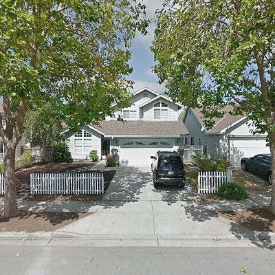 1709 Burlington Dr, Salinas, CA 93906