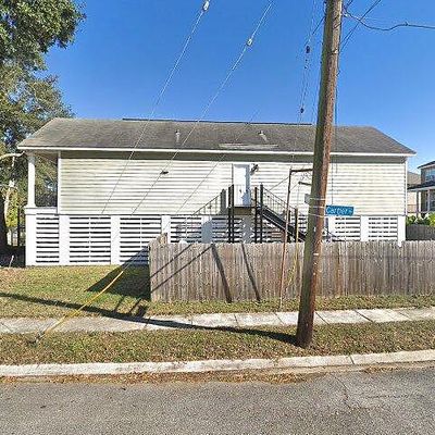 1400 Burbank Dr, New Orleans, LA 70122