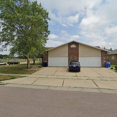 1400 S Ebenezer Ave, Sioux Falls, SD 57106