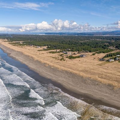 14250 M Place, Long Beach, WA 98631