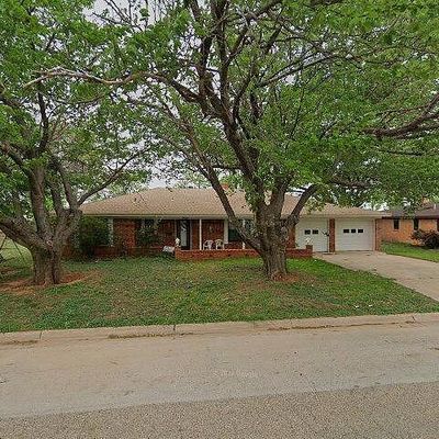 1926 Richland Dr, Abilene, TX 79603