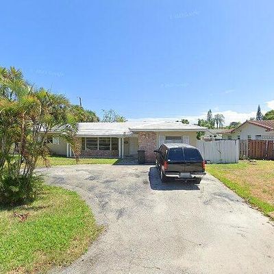 1960 Ne 32 Nd St, Lighthouse Point, FL 33064