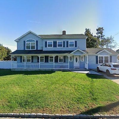 2 10 Th St, Carle Place, NY 11514