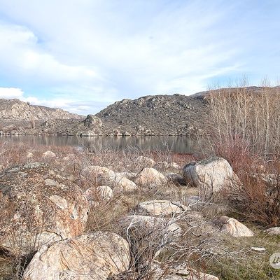 2 Boulder Gulch Loop, Pateros, WA 98846