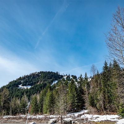 2 Xx E Hyak Drive, Snoqualmie Pass, WA 98068