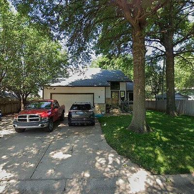 2 Willow Ln, Mulvane, KS 67110