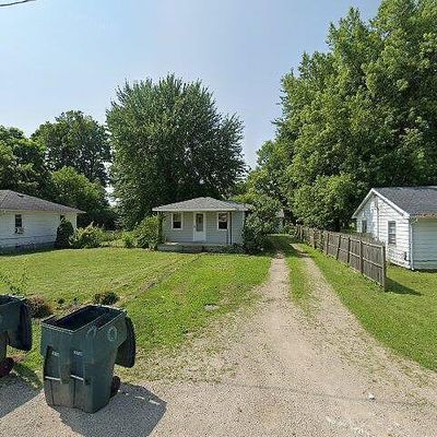 2005 E 16 Th St, Muncie, IN 47302