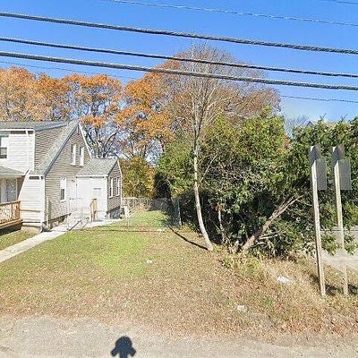 2005 Plainfield Pike, Johnston, RI 02919