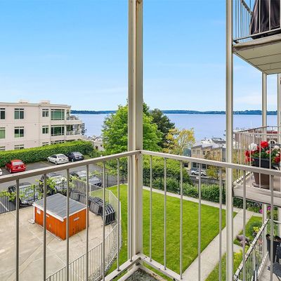 201 2 Nd St S #304, Kirkland, WA 98033