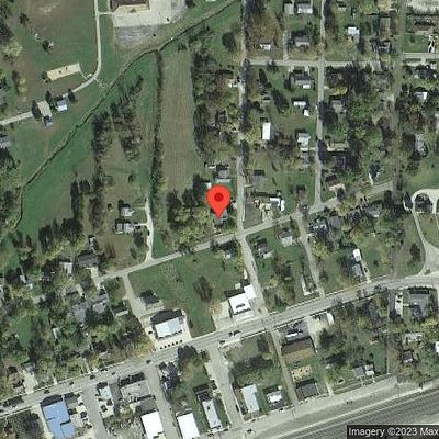 202 N Moss St, Cuba, MO 65453