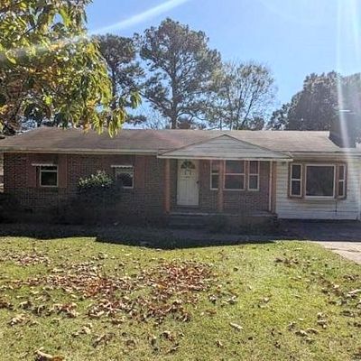 203 Brockington Rd, Darlington, SC 29532