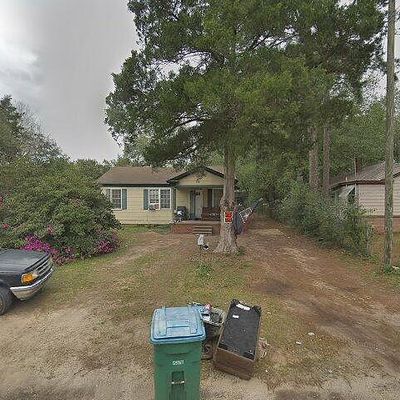 207 E 2 Nd Ave, Crestview, FL 32536