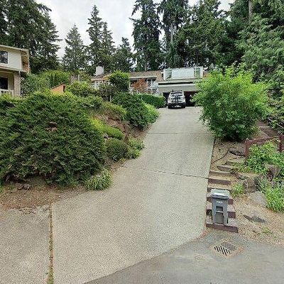 20725 Ne 3 Rd St, Sammamish, WA 98074