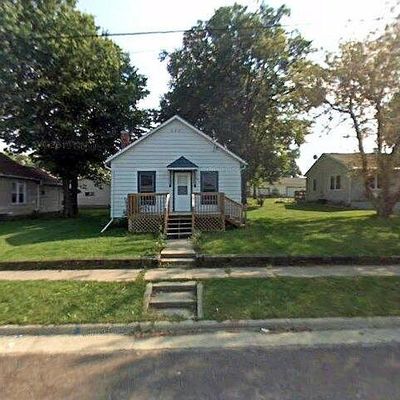 208 E Front St, Roanoke, IL 61561