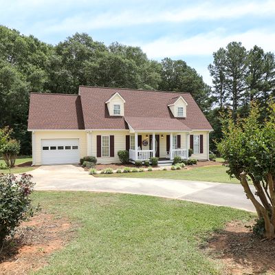 209 Adams Place Dr, Royston, GA 30662