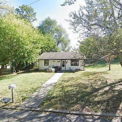 211 Kickapoo St, Leavenworth, KS 66048