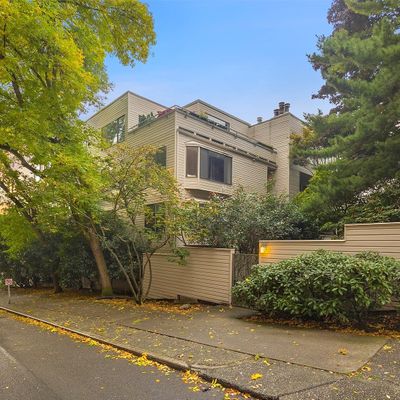 211 Summit Avenue E Unit S 119, Seattle, WA 98102