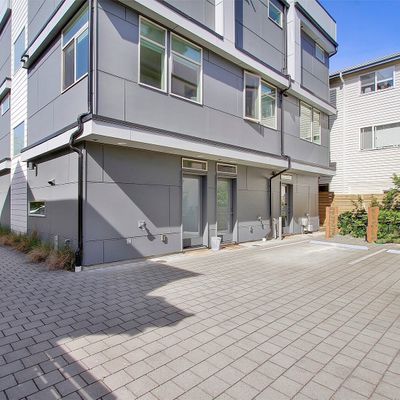 1737 Nw 61st Street Unit C, Seattle, WA 98107