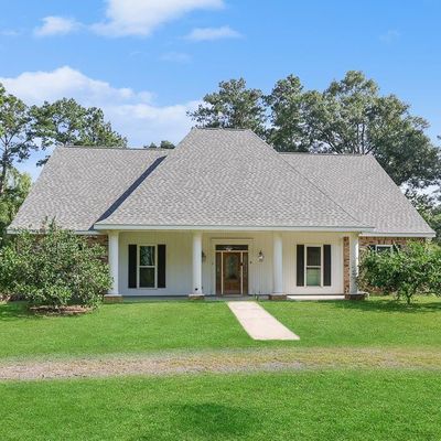 18045 Watts Rd, Livingston, LA 70754