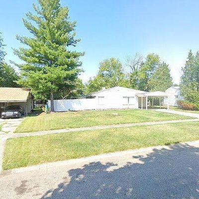 1818 Carmanbrook Pkwy, Flint, MI 48507