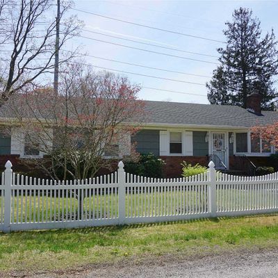 182 King Rd, Rocky Point, NY 11778