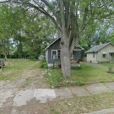 2305 Maplewood Ave, Flint, MI 48506