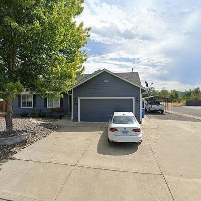 235 Montclair Dr, Sutherlin, OR 97479