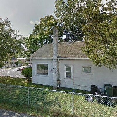 24 Swift Ave, Wareham, MA 02571