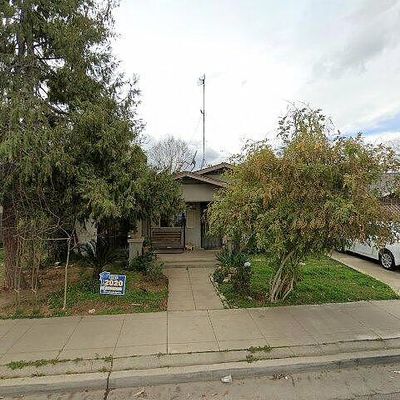 240 S Orange Ave, Exeter, CA 93221