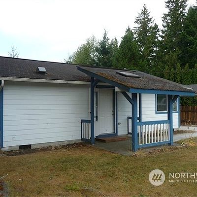 2400 E Trails End Dr, Belfair, WA 98528