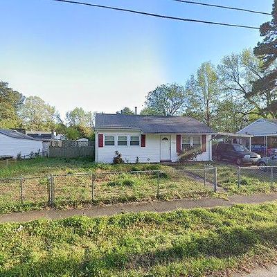 2403 Livesay Rd, Chesapeake, VA 23323