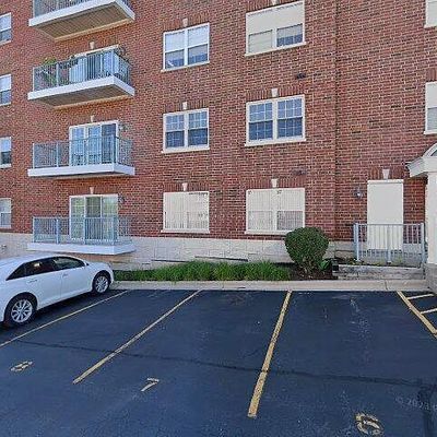 245 W Johnson St #304, Palatine, IL 60067