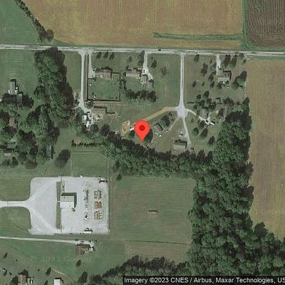 25 Pecan Dr, Metropolis, IL 62960