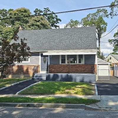 2575 Natta Blvd, Bellmore, NY 11710