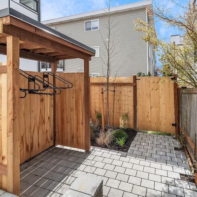 2627 B Nw 59th Street, Seattle, WA 98107