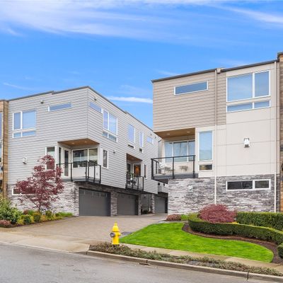 226 4 Th Ave #8, Kirkland, WA 98033