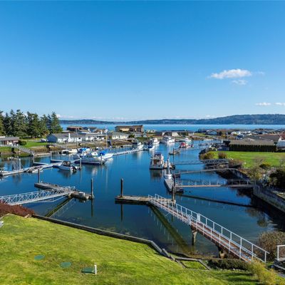 2271 Mariner Beach Drive, Oak Harbor, WA 98277